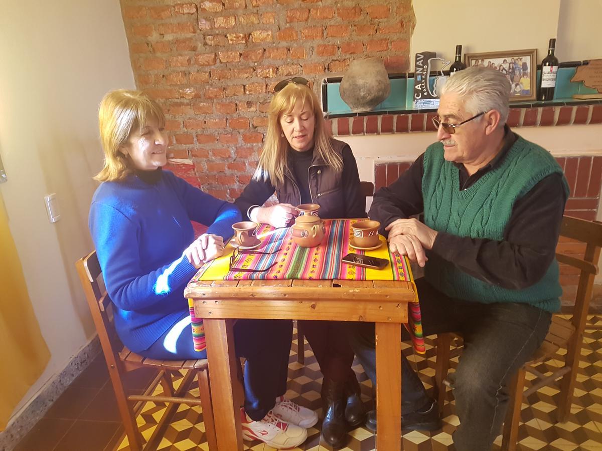 Hostal Sante Тиногаста Екстериор снимка
